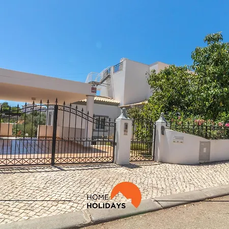 #297 Moderna V3 Com Piscina By Holidays בית נופש *
