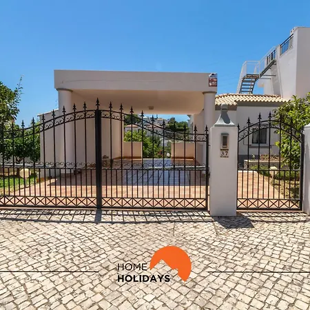 #297 Moderna V3 Com Piscina By Holidays * אלבופיירה