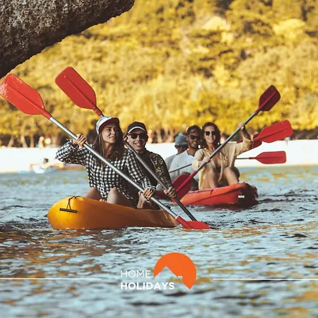 #297 Moderna V3 Com Piscina By Holidays * אלבופיירה