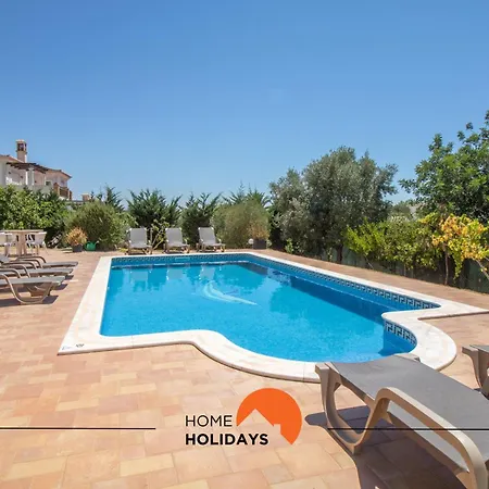 #297 Moderna V3 Com Piscina By Holidays בית נופש *
