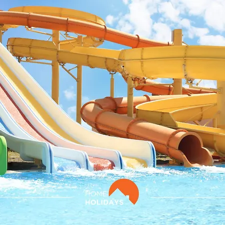 #297 Moderna V3 Com Piscina By Holidays