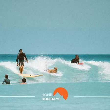 #297 Moderna V3 Com Piscina By Holidays *