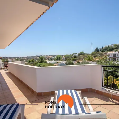 #297 Moderna V3 Com Piscina By Holidays